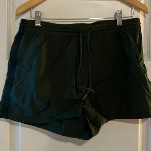 Athleta expedition shorts 2” inseam